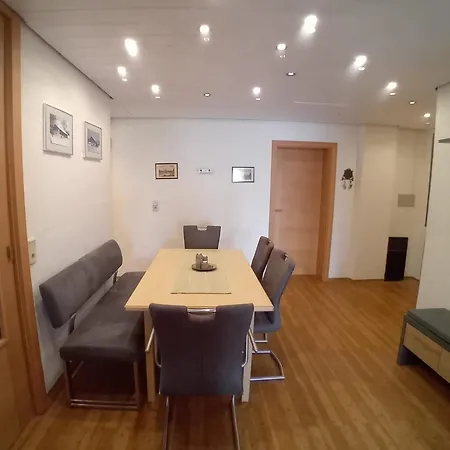 Almidyll アパート ゼーフェルト・イン・チロル